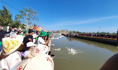 Cần Thơ: Phát triển du lịch trải nghiệm, đắm mình trong không gian Tết xưa và trò chơi dân gian  - ảnh 3