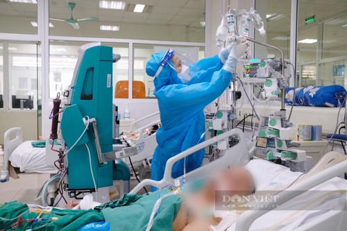 Các ca mắc mới COVID-19 tại Việt Nam tiếp tục giảm mạnh - ảnh 1