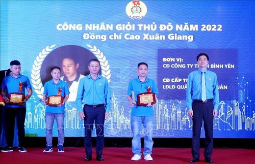 Tuyên dương 100 “Công nhân giỏi Thủ đô” năm 2022 - ảnh 1