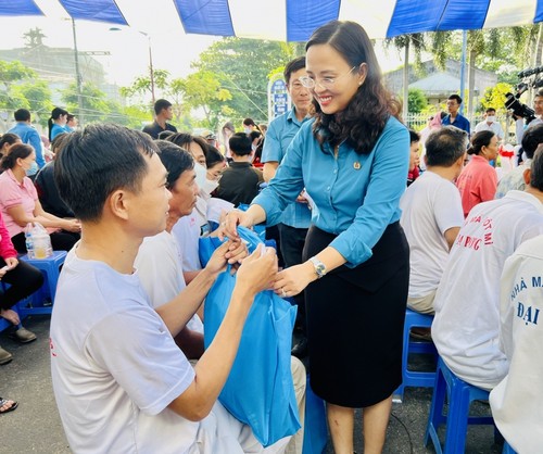 Chăm lo cho công nhân lao động dịp Tết Nguyên đán Quý Mão - ảnh 2