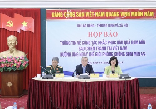 Khắc phục hậu quả bom mìn vì hòa bình và phát triển bền vững - ảnh 1