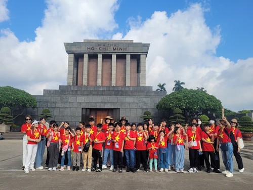 Hành trình “Về quê mẹ” giúp các em xây dựng niềm tự hào về đất nước Việt Nam - ảnh 2