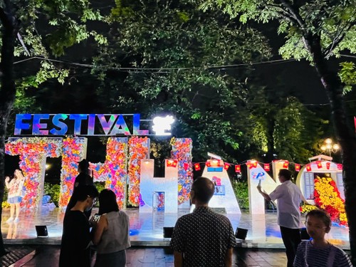 Đặc sắc Festival Thu Hà Nội 2024 - tôn vinh Mùa thu Lịch sử - ảnh 15