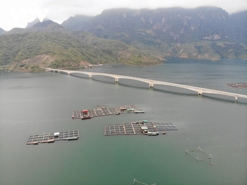 Sơn La khai thác tiềm năng du lịch theo hướng đồng bộ và chuyên nghiệp - ảnh 1