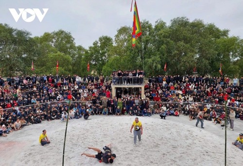 Sôi động các lễ hội đầu Xuân - ảnh 3