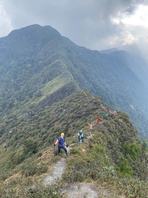 PhuSaPhìn (Tà Xùa) tỏa sáng cùng những bước chân trên mây - ảnh 3