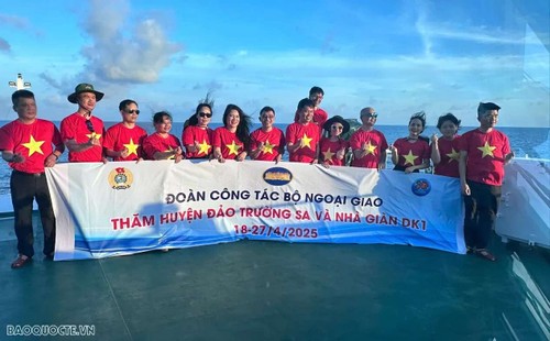 Doanh nhân Phạm Đình Thương: Gần lắm! Trường Sa ngay trong trái tim tôi - ảnh 3