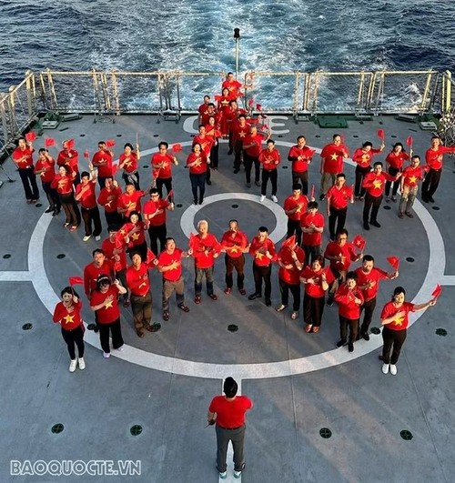 Doanh nhân Phạm Đình Thương: Gần lắm! Trường Sa ngay trong trái tim tôi - ảnh 5