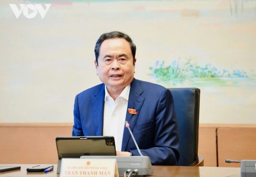 Chủ tịch Quốc hội yêu cầu làm rõ trách nhiệm về chất lượng nhà ở xã hội - ảnh 1