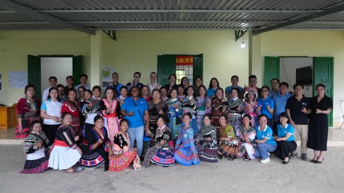 Phái đoàn Liên hợp quốc tại Việt Nam thăm các cộng đồng đang tái thiết sau cơn bão Yagi tại tỉnh Lào Cai - ảnh 3