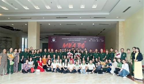 Quỹ Tấm lòng vàng Sunshine Global tri ân các Cựu chiến binh và chiếu phim “Mưa đỏ” tại Nghệ An - ảnh 1