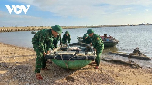 Thủ tướng Phạm Minh Chính yêu cầu tập trung triển khai công tác ứng phó bão Ragasa ở mức cao nhất - ảnh 1