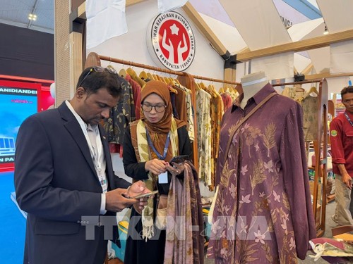   Doanh nghiệp Việt kết nối tại Hội chợ Thương mại Indonesia 2025 - ảnh 1