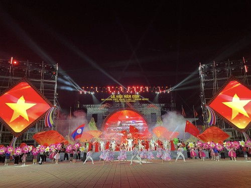 Ném còn -  biểu tượng văn hóa, thắm tình hữu nghị biên cương Việt Nam- Lào- Trung Quốc - ảnh 10