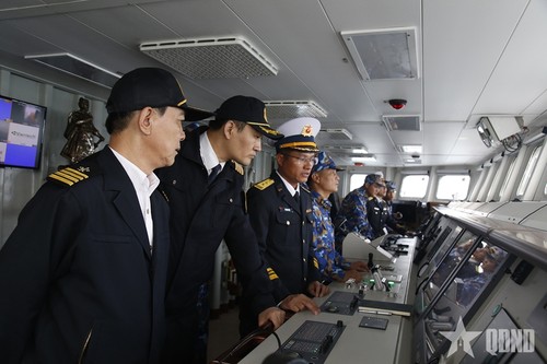 Tàu Hải quân bắt đầu tham gia các hoạt động Giao lưu hữu nghị Quốc phòng biên giới Việt – Trung lần thứ 10 - ảnh 1