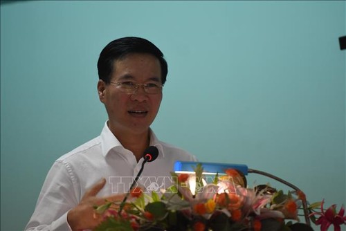 越南第14届国会第8次会议结束后的接触选民活动 - ảnh 1