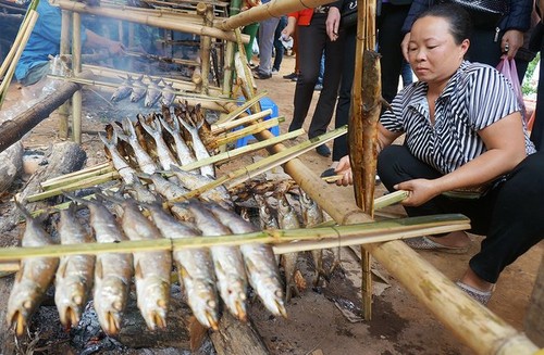 ទៅទស្សនា Thung Nai នៅខេត្ត Hoa Binh - ảnh 3