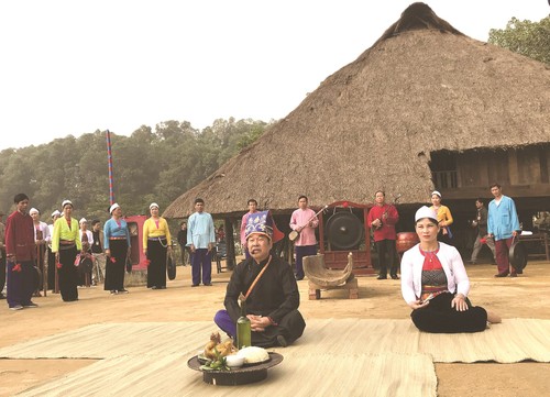 ជនជាតិ Muong នៅខេត្ត Hoa Binh ថែរក្សាភាសាកំណើត - ảnh 1