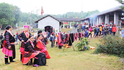 ផ្សព្វផ្សាយវប្បធម៌បណ្តា​ជនជាតិនៅតំបន់ព្រៃភ្នំភាគខាងជើង - ảnh 1