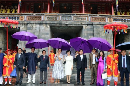 UNESCO រួមដំណើរជាមួយខេត្ត Thua Thien-Hue ក្នុងការអភិរក្ស និងពង្រីកតម្លៃ​បេតិកភណ្ឌវប្បធម៌ប្រពៃណី - ảnh 1