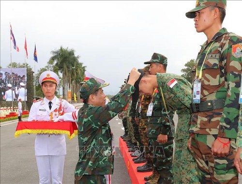 វៀតណាមជាប់ចំណាត់ថ្នាក់លេខ១ ក្នុងចំណោមគណៈប្រតិភូទាំងមូលនៅ AARM-30 - ảnh 1