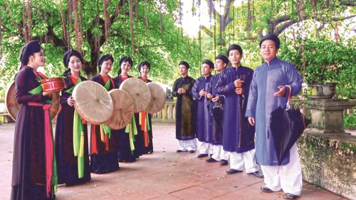 អភិរក្សនិងផ្សព្វផ្សាយបេតិកភណ្ឌចម្រៀងប្រជាប្រិយ Quan ho Bac Ninh - ảnh 1