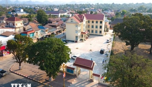 កន្លែង​បណ្តុះ​ពូជ​សិស្សា​នុសិស្សជា​ច្រើន​ជំនាន់​សម្រាប់​ប្រទេស​ទាំងពីរ ​​វៀតណាម និង​ឡាវ - ảnh 1