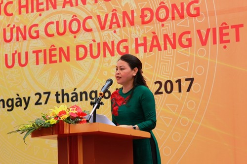 Phó Thủ tướng Vũ Đức Đam dự lễ phát động “Phụ nữ cam kết thực hiện an toàn thực phẩm” - ảnh 2