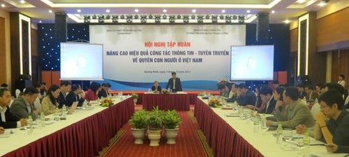 Hội nghị tập huấn “Nâng cao hiệu quả công tác thông tin, tuyên tuyền về quyền con người ở VN” - ảnh 1