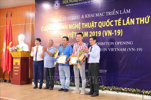 Hơn 16.300 tác phẩm tham dự Cuộc thi ảnh nghệ thuật quốc tế lần thứ 10 năm 2019 - ảnh 1