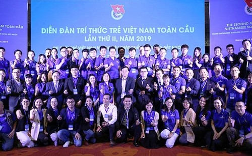 Diễn đàn kết nối trí thức trẻ trong nước và ngoài nước - ảnh 4