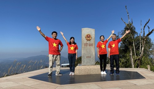 A Pa Chải, nơi cực tây Tổ quốc, xa mà gần - ảnh 11