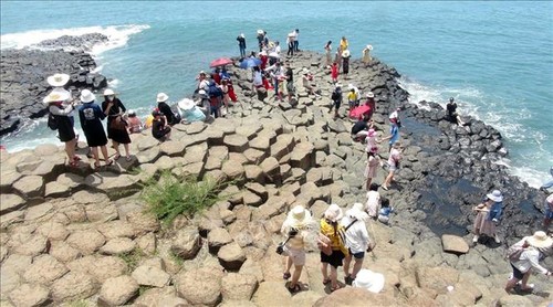 Phú Yên: Đảm bảo an toàn cho du khách đến tham quan, nghỉ dưỡng - ảnh 1