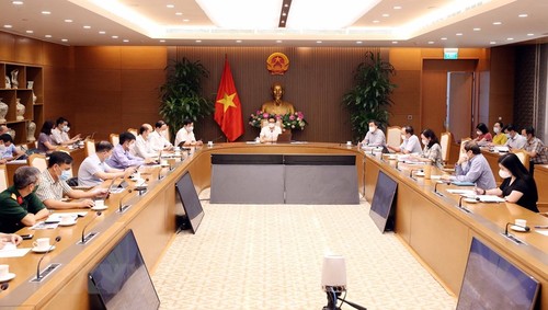 Chuẩn bị lập đường dây nóng tiếp nhận khai báo y tế - ảnh 2