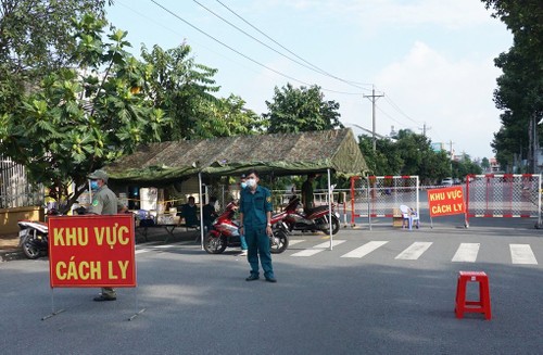 Thủ tướng Chính phủ yêu cầu tăng cường giãn cách xã hội, đẩy mạnh các biện pháp phòng, chống dịch COVID-19 - ảnh 1