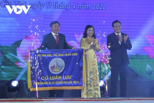 Bế mạc Liên hoan Đờn ca tài tử cấp quốc gia và Lễ hội Bánh dân gian Nam bộ năm 2022 - ảnh 2