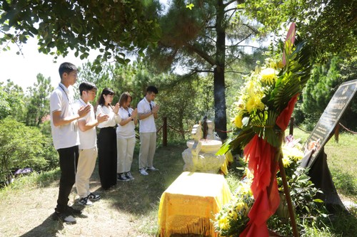 Thế hệ trẻ kiều bào tri ân thể hiện đạo lý “uống nước nhớ nguồn” của dân tộc - ảnh 6