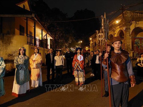 Hà Nội ra mắt tour Đêm hoàng cung Thăng Long dành cho khách du lịch nước ngoài - ảnh 3