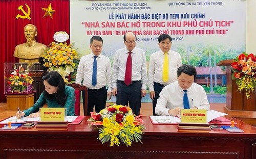 Phát hành đặc biệt bộ tem “Nhà sàn Bác Hồ trong khu Phủ Chủ tịch” - ảnh 1