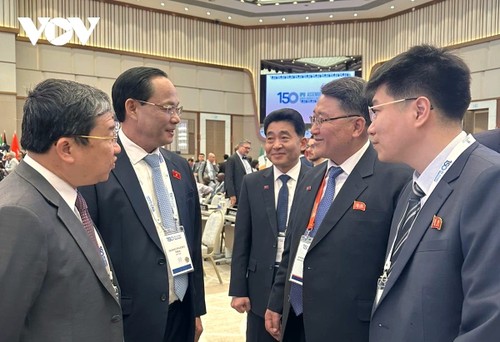 Phó Chủ tịch Quốc hội Trần Quang Phương gặp Phó Chủ tịch Hội nghị Nhân dân Tối cao Triều Tiên Maeng Kyung Il - ảnh 1