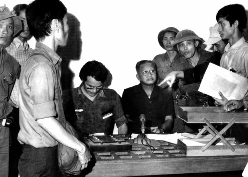 Nghe Đài phát thanh biết Sài Gòn đã được giải phóng - ảnh 1