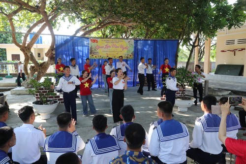 Trường Sa - tình yêu, trách nhiệm và những bài học không bao giờ cũ - ảnh 1