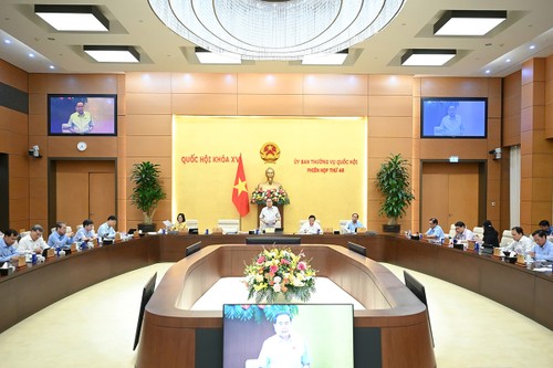 Bế mạc Phiên họp thứ 46 của Ủy ban Thường vụ Quốc hội - ảnh 2