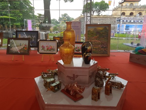 Hội chợ quà tặng Thủ đô 2025 thúc đẩy phát triển làng nghề - ảnh 1