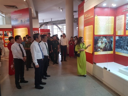 Khai mạc trưng bày chuyên đề Công an nhân dân – 80 năm khắc ghi lời Bác - ảnh 2