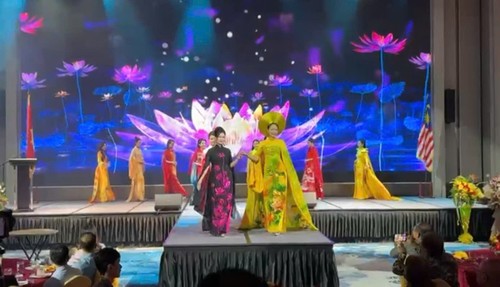 Ra mắt Câu lạc bộ Di sản Áo dài Việt Nam tại Malaysia: Một nhịp cầu văn hóa gắn kết hai dân tộc - ảnh 5