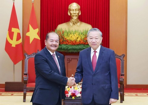 Tổng Bí thư Tô Lâm tiếp Đoàn đại biểu Đảng Nhân dân Cách mạng Lào sang thăm và dự Hội thảo Lý luận lần thứ XII - ảnh 1