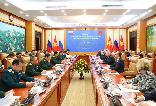 Bộ trưởng Quốc phòng Phan Văn Giang hội kiến Thư ký Hội đồng An ninh Liên bang Nga - ảnh 2