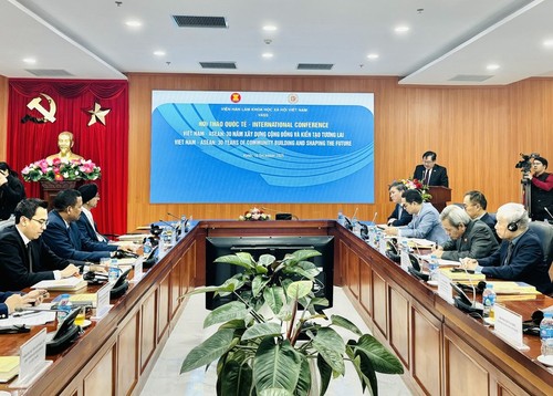 Việt Nam – ASEAN: 30 năm xây dựng cộng đồng và kiến tạo tương lai - ảnh 1