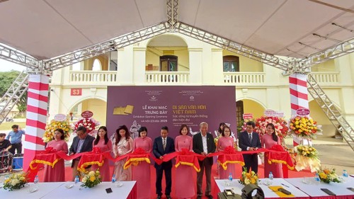Khai mạc Trưng bày “Di sản văn hóa Việt Nam - Sức sống từ truyền thống đến hiện đại” - ảnh 1